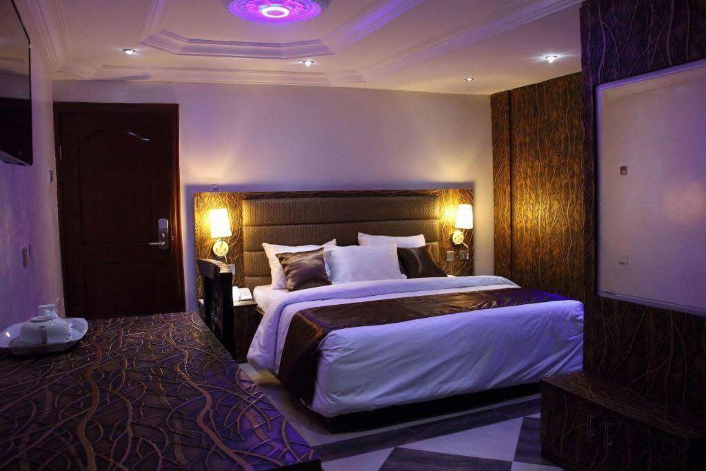 E-Suite Hotel Abuja Luaran gambar